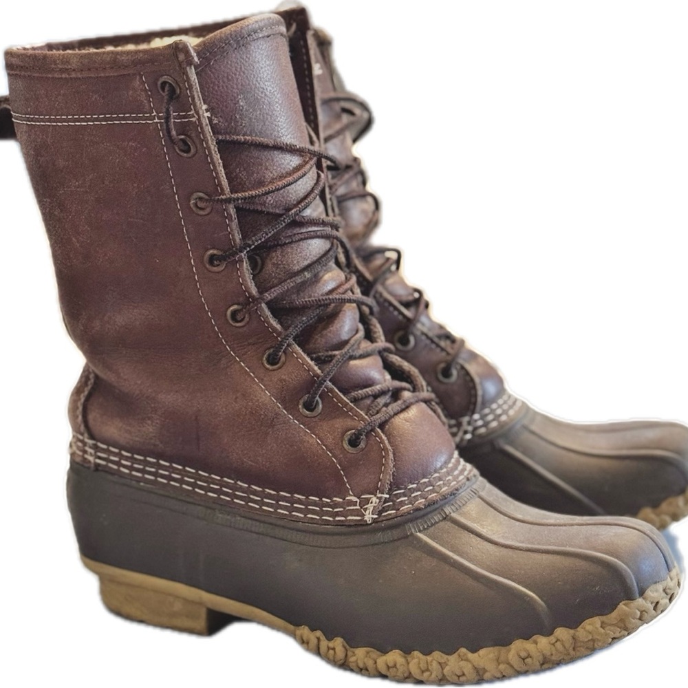 L.L. Bean Dark Brown and Black Lace-Up Winter Boots
